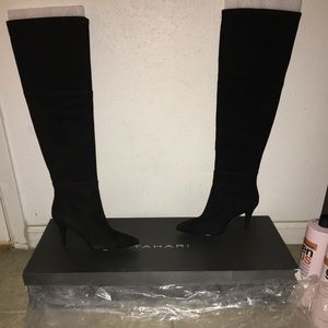 Tahari knee high boots 💖